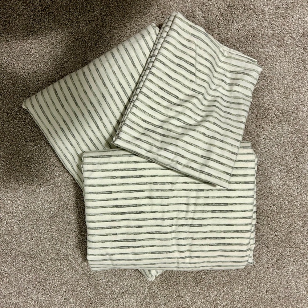 Queen Striped Sheet Set